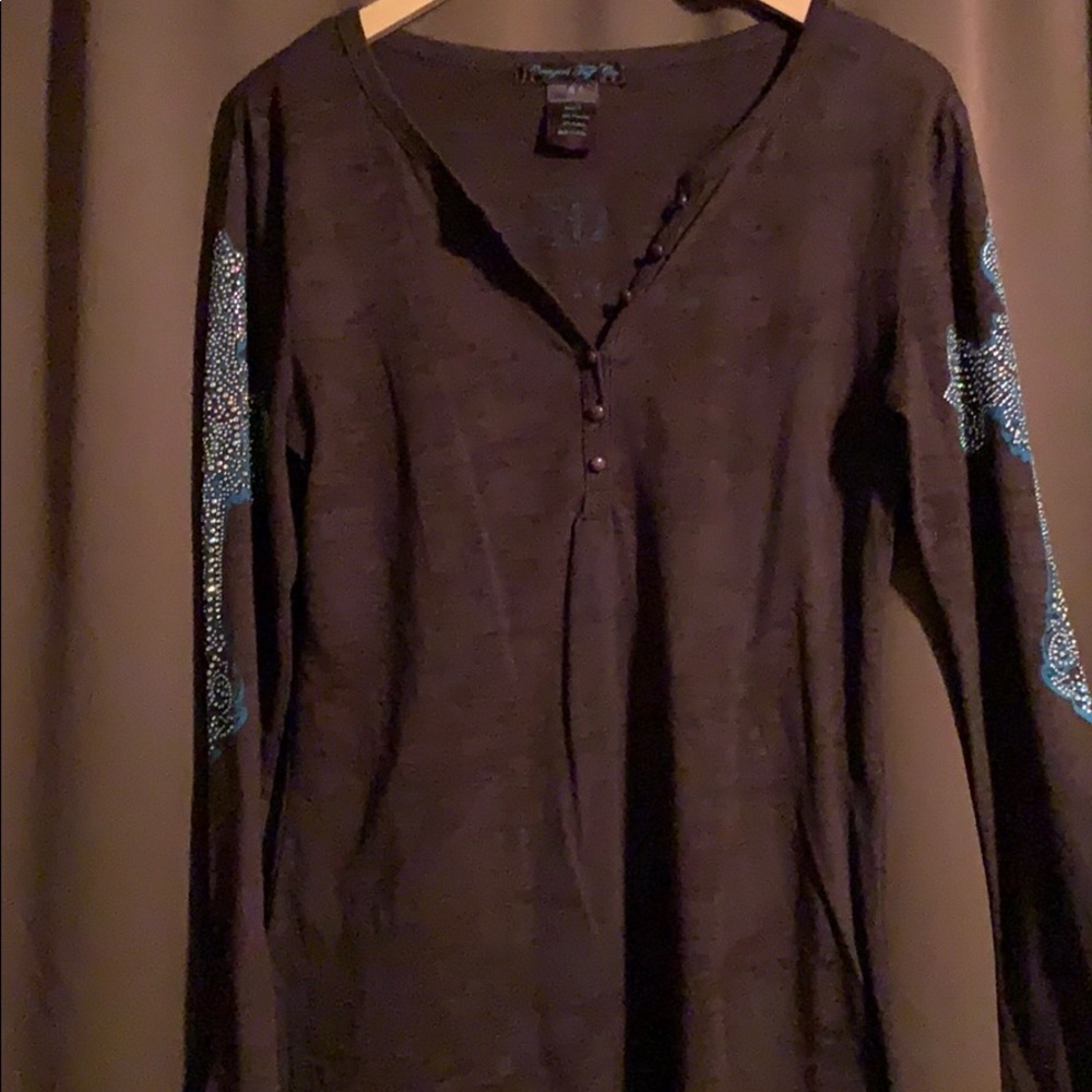 Cowgirl Tuff women’s long sleeve bling shirt